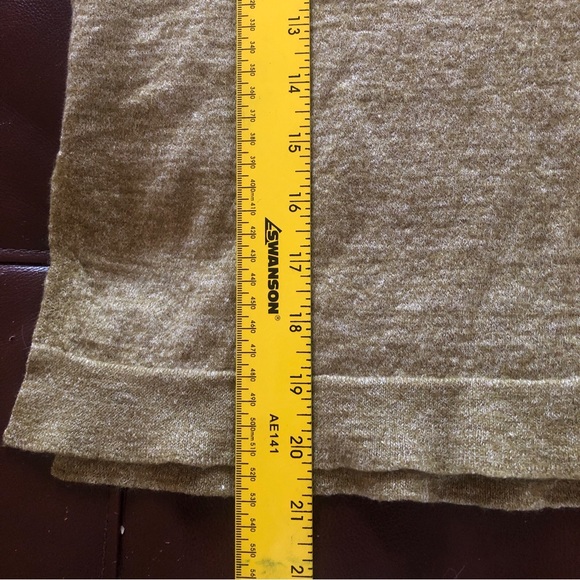 J crew sZ small sweater. Merino wool and linen blend - Picture 9 of 10